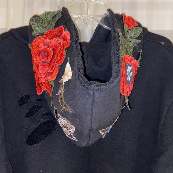 1/1 custom made w patches hand distressed hoodie designed by 𝔰𝔞𝔦𝔫𝔱 𝔯𝔬𝔰𝔢 - Picture 5 of 10